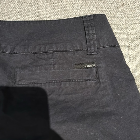 Like new Hurley long shorts - Picture 3 of 4